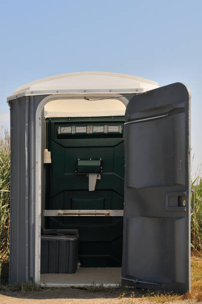 Best Portable restroom trailer rental  in Caro, MI